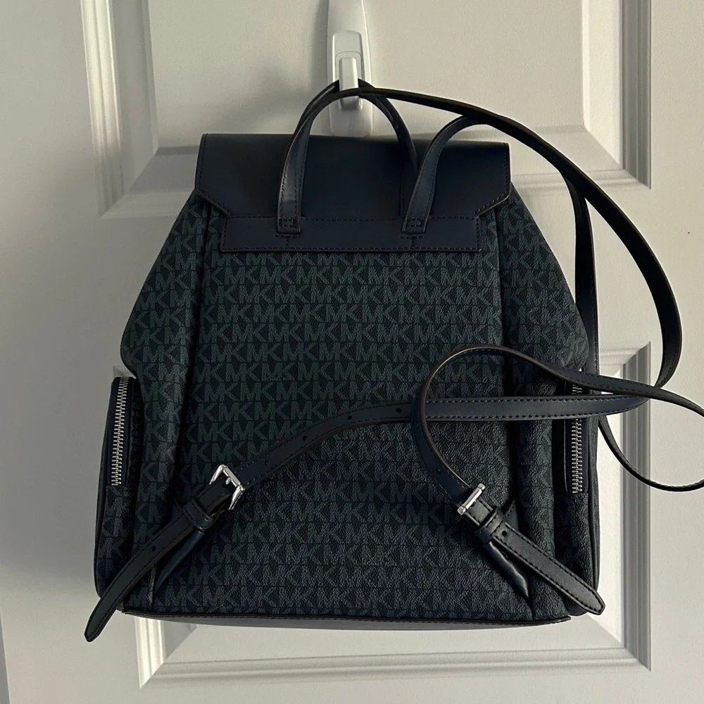 Michael Kors Signature Jet set Navy and Silver‎ MK Logo Backpack